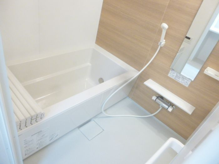 グラディート妙典の浴室