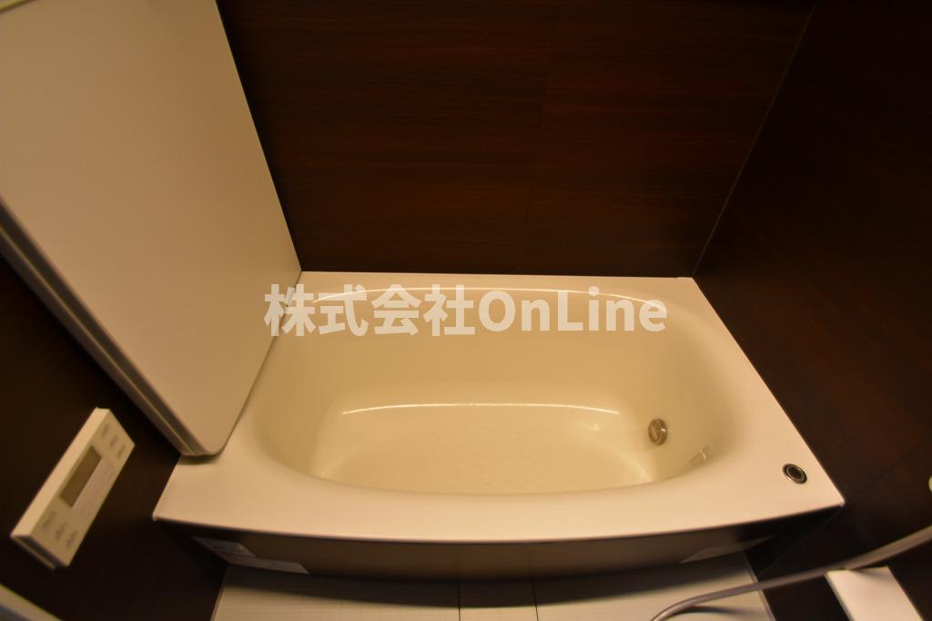 プレミアム菱屋西の浴室