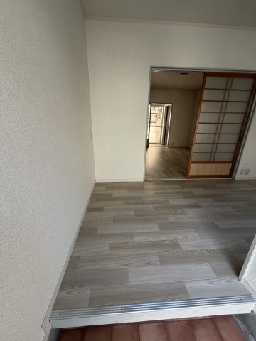 上神田二階建貸家の玄関