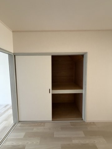 上神田二階建貸家の収納