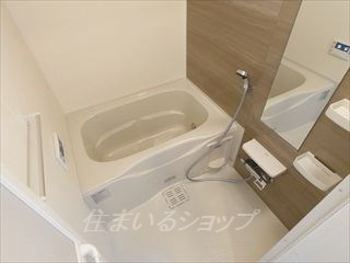 ユーキー・フカワの浴室
