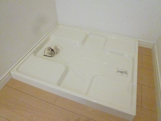 ルーイッヒハウス　Ⅱ番館のその他|洗濯機置場