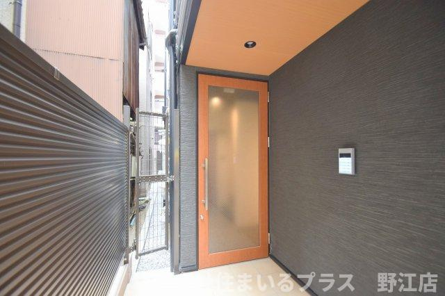 メゾンキコー野江のエントランス