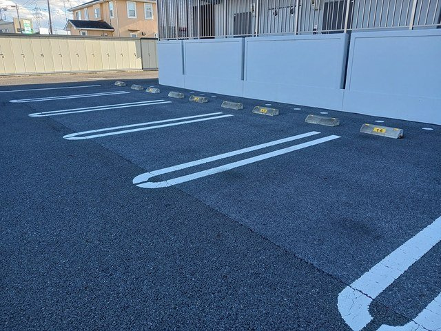 カシリ・エスポワールの駐車場|駐車場があります
