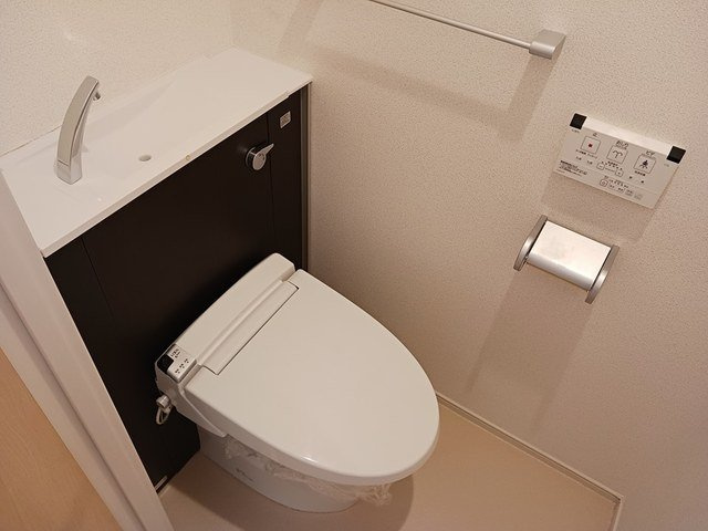 カシリ・エスポワールのトイレ|コンパクトで使いやすいトイレです