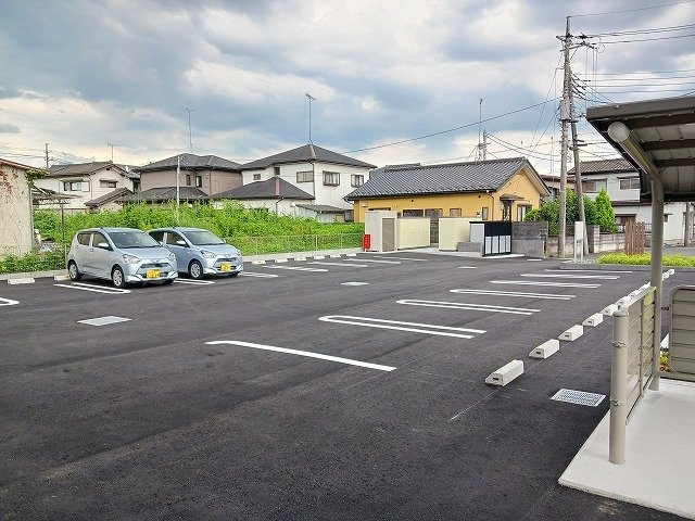 Ｖｉｌｌａ　Ｇｒａｃｅの駐車場|駐車場に車を止められます