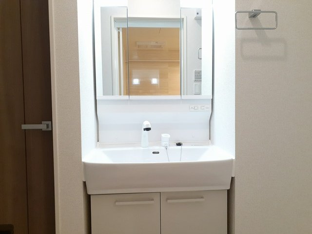 フェザント　テイルの洗面所|コンパクトで使いやすい洗面所