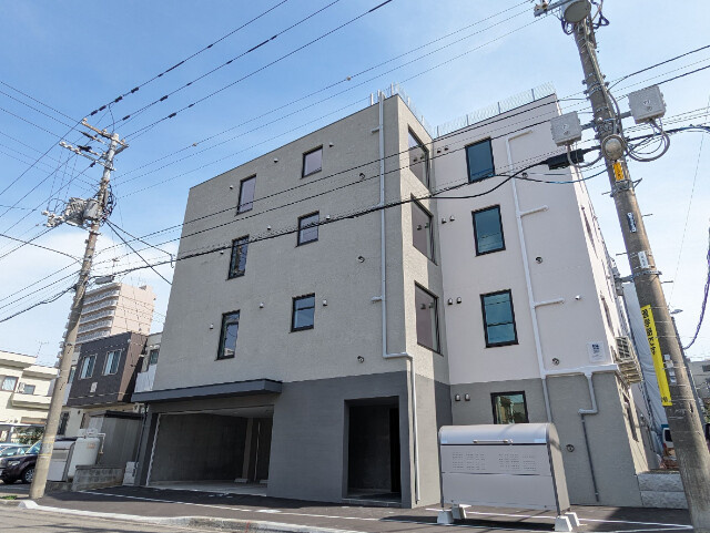 札幌市中央区南六条西１３丁目の賃貸マンション