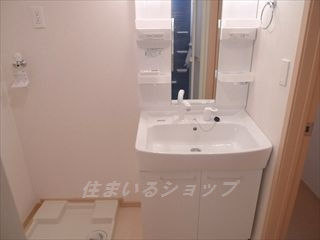アヴェイラブル　Ａ棟の洗面所|シャンプードレッサー