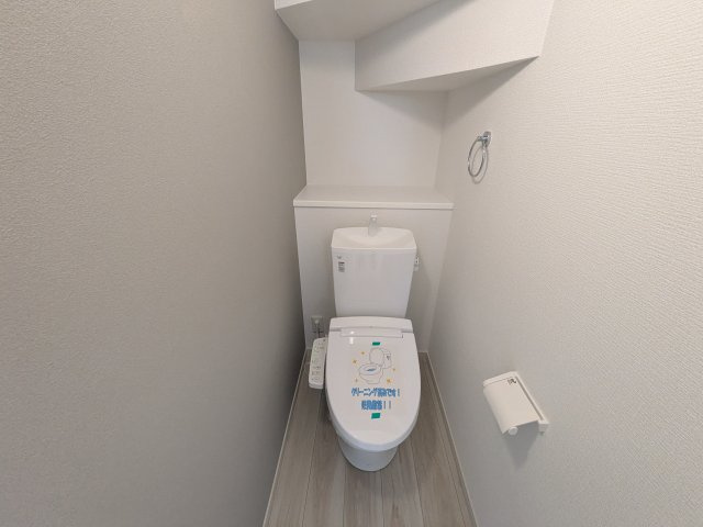 守谷市みずき野  5期　新築戸建てのトイレ|高い節水性能で、水道代を大幅にカット。環境とお財布に優しく、家計をしっかりサポートします。
もちろん温水洗浄便座付きです♪