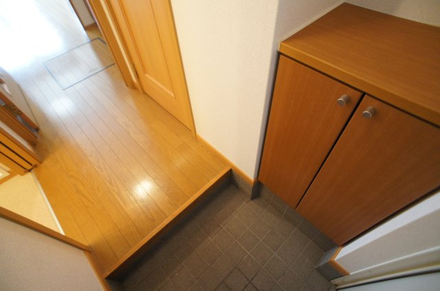【玄関】 | 北六甲ヒルズ | 過ごしやすい室内です