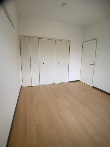 フロール園田の居間・リビング