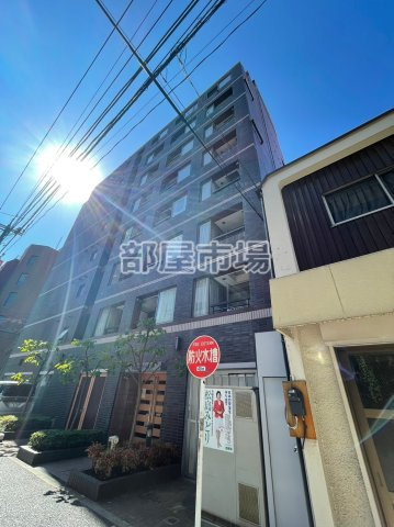 興和太平アパートメントの外観