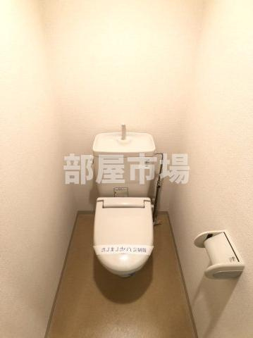 興和太平アパートメントのトイレ
