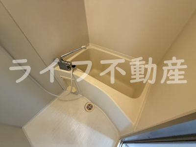 ジュネス高井田の浴室|お風呂で日々の疲れを落としましょう