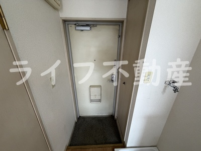 ジュネス高井田の玄関|ゆったりとした玄関です
