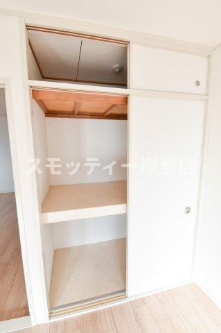 グランドール住之江の収納