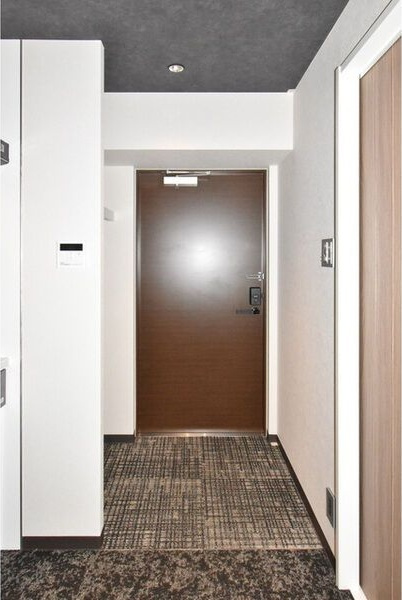 T’s Residence Nagoyaの玄関