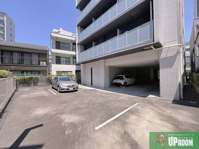 イーハトーブ大曽根の駐車場