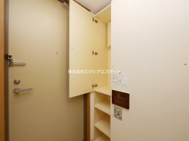 矢田健商店中ノ棟マンションの収納