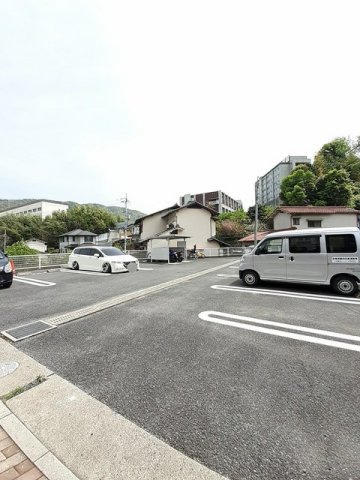 カリーノ　セレッソの駐車場|駐車スペースもあります