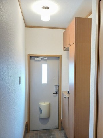 ストリームＢの玄関