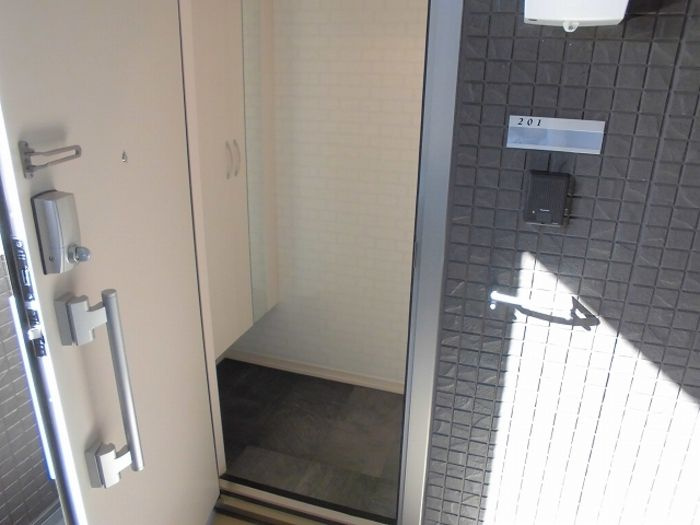 REGOLITHの玄関