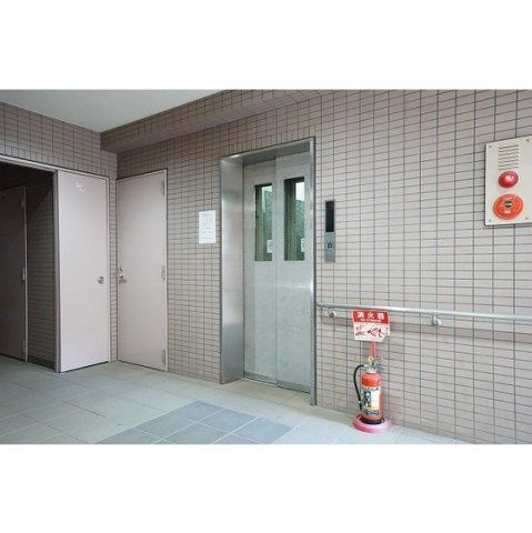 ゾアール茗荷谷のエントランス