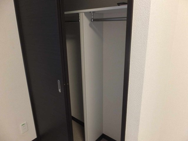 レオパレスＫＡＫＩＺＡＷＡの内装|同タイプ写真