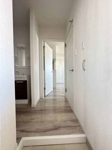 リテラ吉塚東の玄関