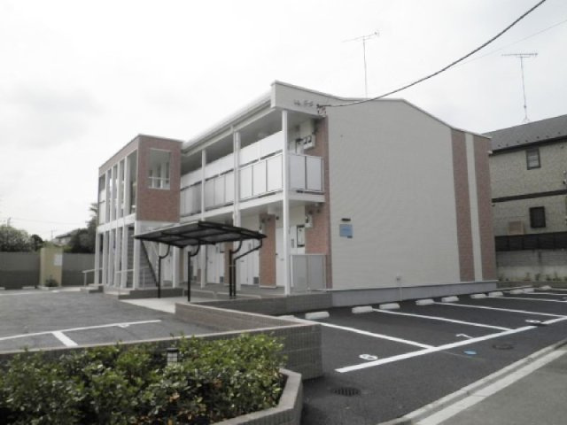 レオパレスチェリーブロッサムの外観