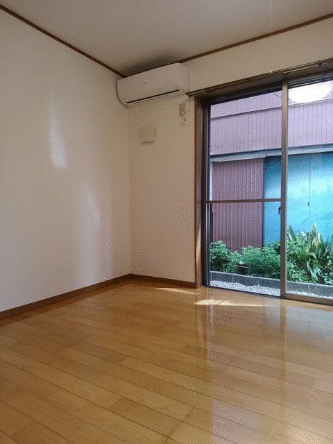 プロムナード生麦Ｃ棟の寝室
