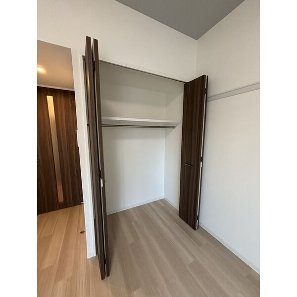 パルティール金山の収納