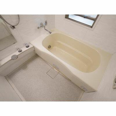 ローゼンハイツ西麻布の浴室