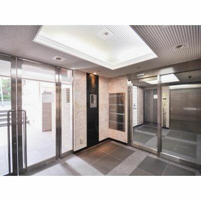 ローゼンハイツ西麻布のロビー