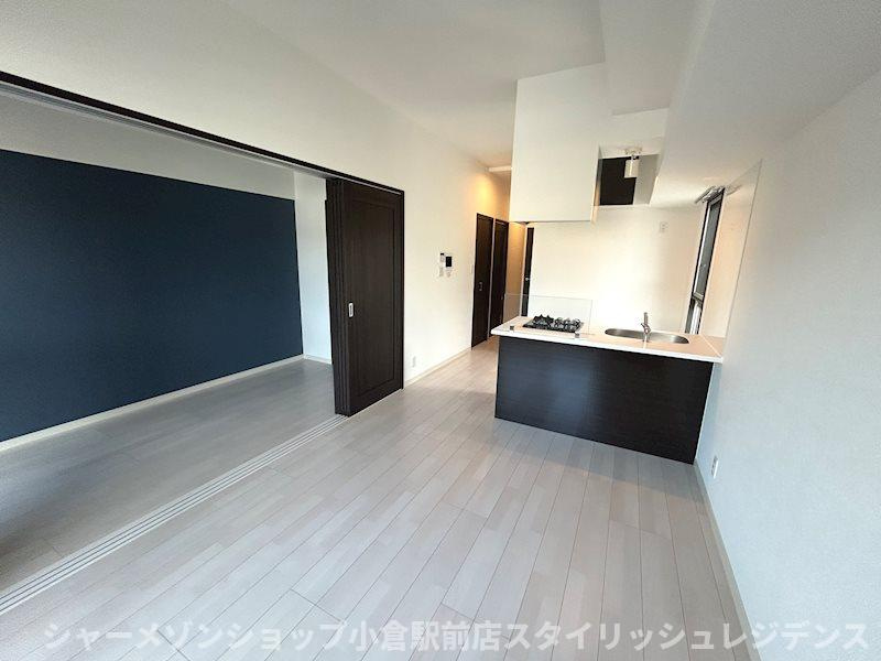ALiSS堺町の居間・リビング|☆LDK10.75J☆