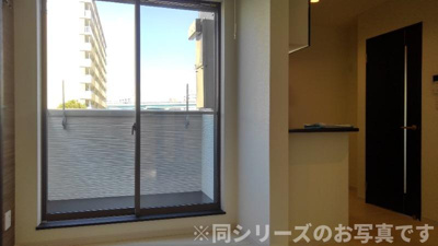 【居間・リビング】 | REGALEST グランツェーレ呉服町　★プライスホームなら仲介手数料が割引価格です！★