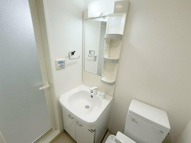 レジディア虎ノ門の洗面所