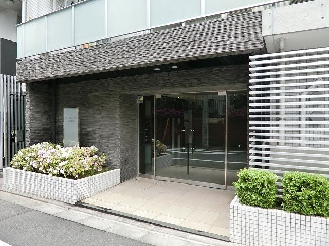 スパシエグランス早稲田のエントランス
