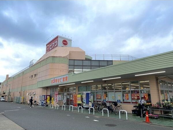 メビウスA.K.の周辺