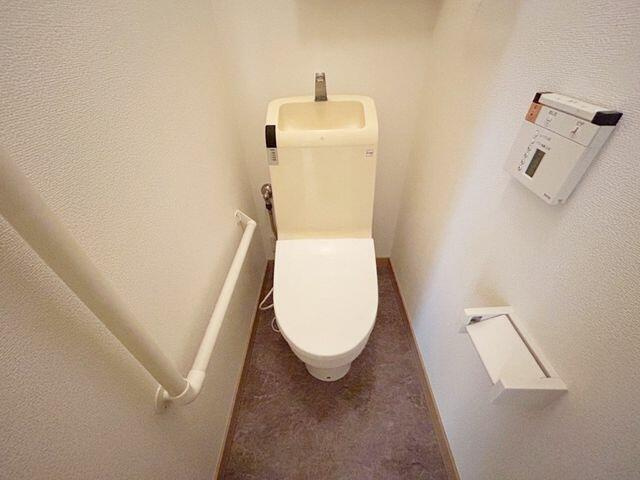 フラッツ南青山のトイレ