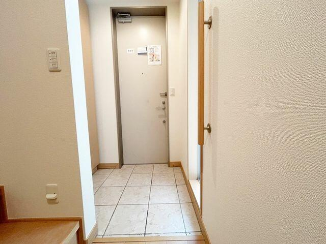 フラッツ南青山の玄関