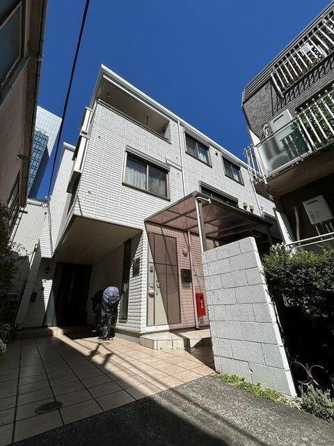 フラッツ南青山の間取り