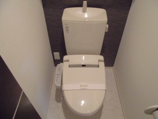 プレシャス・ハートランド西小松川Ⅱ　B棟のトイレ|他部屋参考写真