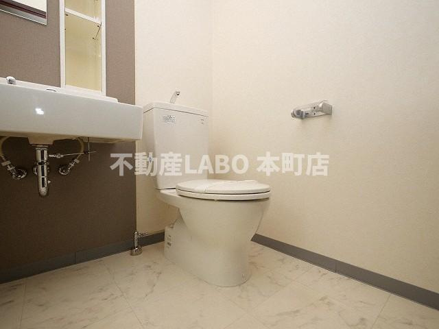 アクエルド新町のトイレ