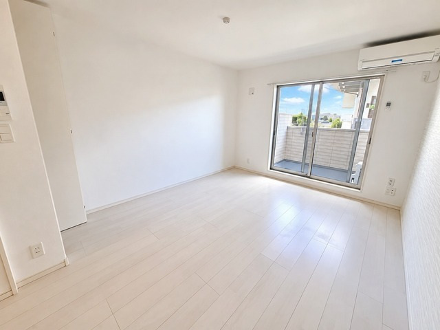 ＰＬＥＩＮ　ＳＯＬＥＩＬ　東霞町の洋室|洋室8帖