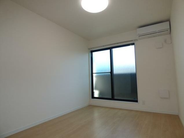 【寝室】 | AJ六町