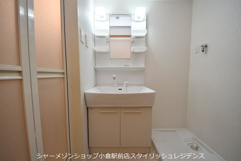 アルゴ南小倉の洗面所