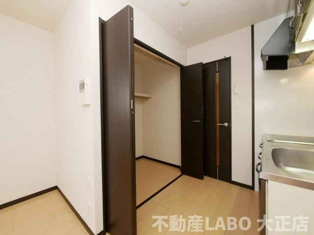 フジパレスなんばWESTの収納