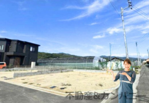 鷹子町の新築建売②　松山市鷹子町新築戸建